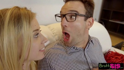 Блондинки, Минет, Камшот, Молодые, Раком, Маленькие сиськи, Худые девушки, Большие члены, Жесткий, Симпатичные, POV, Маленькие девушки, Глотают сперму, Haley Reed, Молодые, Оргазм, Инцест, С блондинкой, В одежде, Сестра сосет, Оральный, Брат и сестра, Bratty Sis,