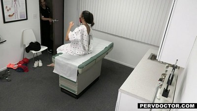 Минет, Камшот, Сперма на лице, Натуральные сиськи, Бритые письки, Молодые, Раком, Маленькие сиськи, Худые девушки, Реальный, Черноволосые, Жесткий, Фингеринг, Красивые девушки, Глубокая глотка, Азиатки, Длинноволосые девушки, Madi Laine, Большие дойки, С врачом, Ебутся в кабинете, Ебутся на кушетке, В больнице, Ебет брюнетку, С врачом, В больнице, Трахается с врачом, Глубокий минет в больнице, В больнице, С врачом,