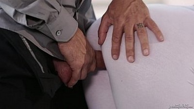 Отчим и падчерица, Минет,