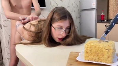 Русские, Сестра с братом, Сперма, Большой член, Худые, Брюнетки, Домашнее-любительское, Минет, В HD-качестве,