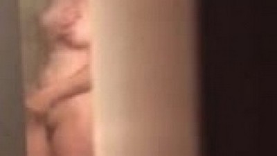 Мама и сын, Зрелые и постарше, Частное видео, Скрытая камера, В душе,