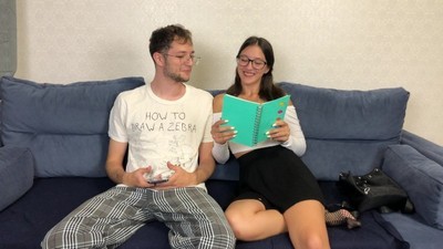 Брюнетки, Мастурбирует, Молодые, С сестрой,