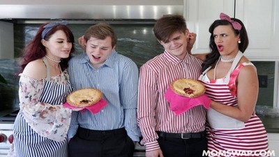 Инцест, Зрелые, Групповуха, Хардкор, Большие жопы, Брюнетки, Глубокий минет, Кончил в рот, Кончил на лицо, Наездница, Платье,