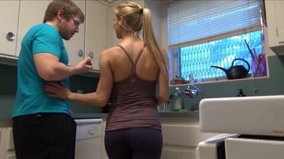 Инцест, Мамки, Блондинки, Юбка, Стоя, На столе, На кухне, Кончил внутрь, В спальне,