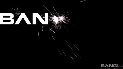 Брюнетки, В масле, В одежде, Волосатые,