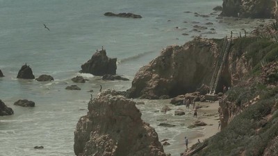 Брюнетки, В одежде, Большие сиськи, Волосатые, Зрелые женщины, Лесбиянки, Мастурбация, Оральный, Кунилингус, Женский оргазм, Зрелые лесбиянки, В мини юбке,