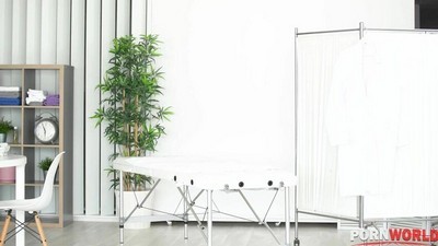 Большой член, Брюнетки, В масле, Негры, Большие жопы, Большие сиськи, В чулках, Волосатые, Втроем, Зрелые женщины, Мамки, ЖМЖ,