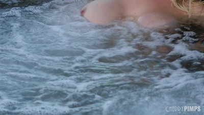 Большой член, В одежде, Негры, Большие жопы, Большие сиськи, Зрелые женщины, Мамки, В чулках, Зрелые в чулках,