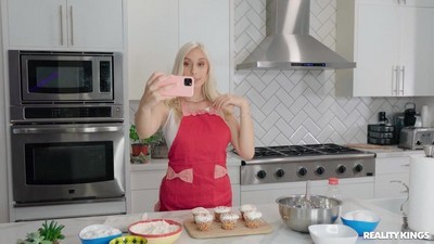 Блондинки, Большие сиськи, Большие натуральные сиськи,